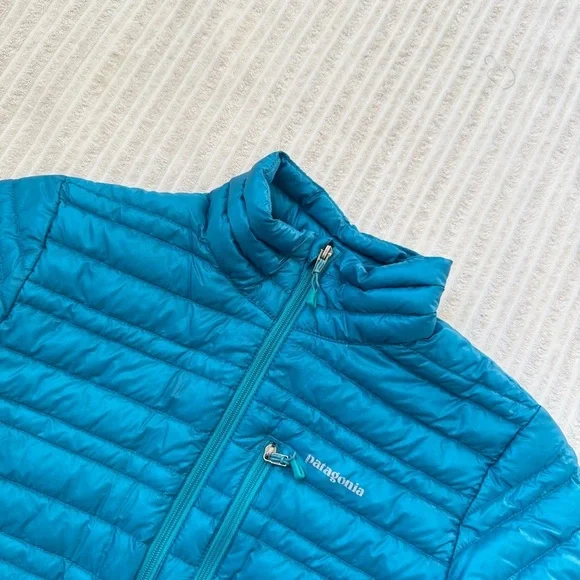 Patagonia Women’s Ultralight Goose Down Puffer Jacket | Size XS - Picture 2 of 7